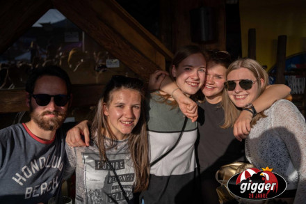 Giggo2104-122