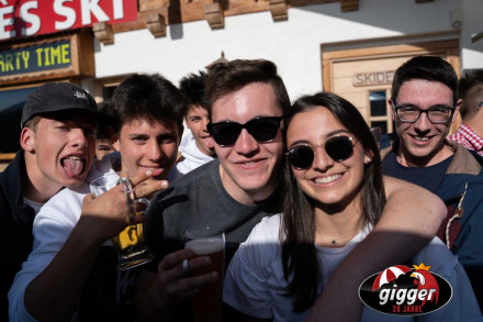 Giggo2104-35