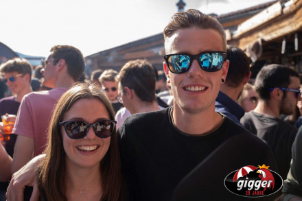 Giggo2104-38